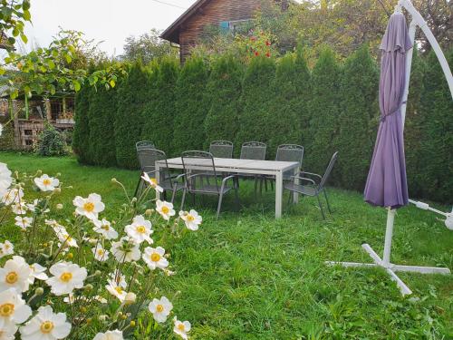 Garden, Helene Hohenems, 4-12 P, Haus, 4 Schlafzimmer, Kuche, Parkplatz, Garten, Wifi in Hohenems Garden, Helene Hohenems, 4-12 P, Haus, 4 Schlafzimmer, Kuche, Parkplatz, Garten, Wifi in Hohenems