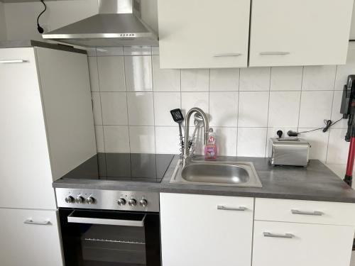 Konyha, Mini Apartment mit Garten und Küche (Mini Apartment mit Garten und Kuche) in Karben Konyha, Mini Apartment mit Garten und Küche (Mini Apartment mit Garten und Kuche) in Karben