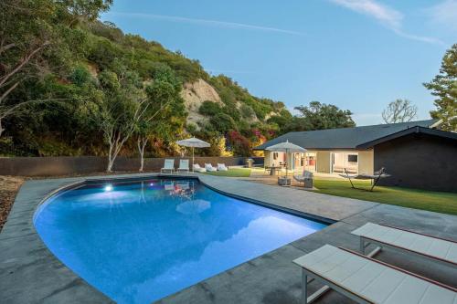 The Aston Villa - Dream Home in Hollywood Hills