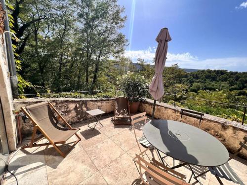 陽台/露台, Appartement Typique in Provencal village Menerbes in 梅內爾布 陽台/露台, Appartement Typique in Provencal village Menerbes in 梅內爾布