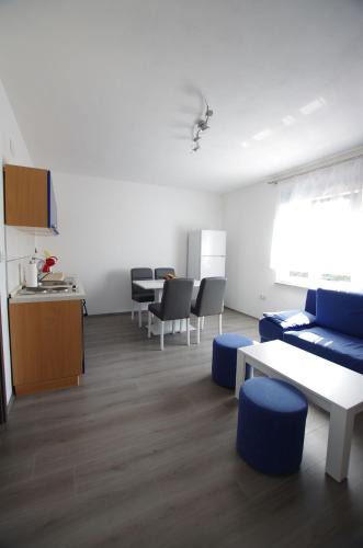One-Bedroom apartment Standard image 9