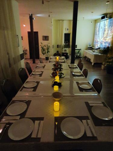 Étterem, Forest Inn in Ciofliceni Étterem, Forest Inn in Ciofliceni