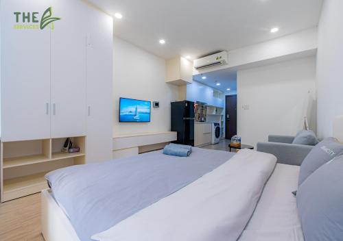 TheA Home - Modern Studio Near the Airport