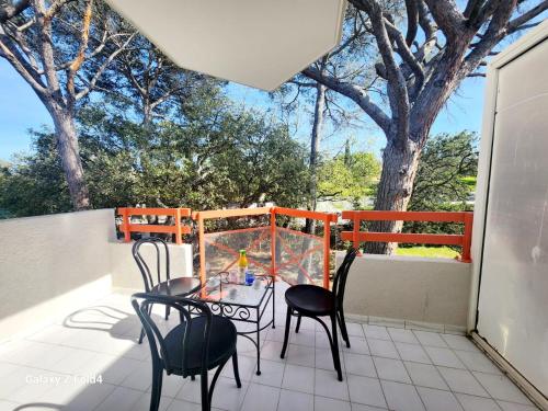 Balcony/terrace, Quercus YourHostHelper in Vallon de Coste Balcony/terrace, Quercus YourHostHelper in Vallon de Coste
