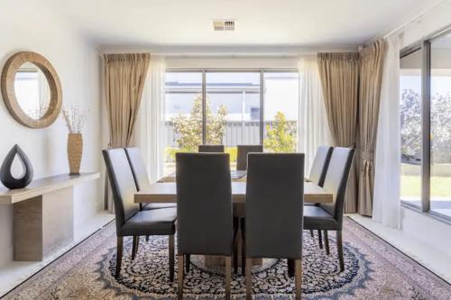 Modern Mansion in Lightsview By Host Solutions in Clearview Modern Mansion in Lightsview By Host Solutions in Clearview