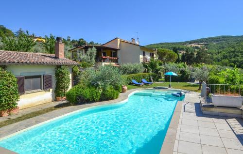 Uszoda, 1 Bedroom Lovely Apartment In Arezzo in Busone Uszoda, 1 Bedroom Lovely Apartment In Arezzo in Busone