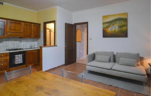 1 Bedroom Lovely Apartment In Arezzo in Busone 1 Bedroom Lovely Apartment In Arezzo in Busone