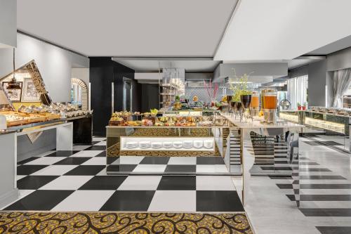 Restaurant, Protea Hotel Fire & Ice! Johannesburg Melrose Arch in Greater Melrose Restaurant, Protea Hotel Fire & Ice! Johannesburg Melrose Arch in Greater Melrose