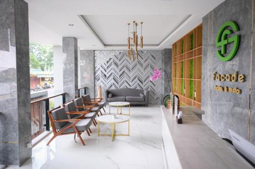 Lobby, Facade Hotel by Azana in Tawangmangu Lobby, Facade Hotel by Azana in Tawangmangu