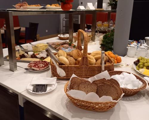 餐饮, Hotel garni "Alter Fritz" in 奎德林堡 餐饮, Hotel garni "Alter Fritz" in 奎德林堡