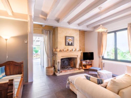 Villa Cassy by Interhome in Lanton Villa Cassy by Interhome in Lanton