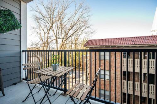 Luxe 1BR w Balcony in Downtown 542Blvd in Old Fourth Ward Luxe 1BR w Balcony in Downtown 542Blvd in Old Fourth Ward
