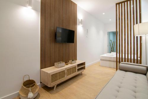 VLC Host - Gulliver Cityscape