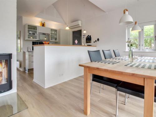 Holiday Home Moa - 800m from the sea by Interhome in Vejers Strand Holiday Home Moa - 800m from the sea by Interhome in Vejers Strand