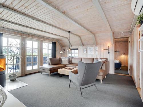 Holiday Home Kajin - 200m from the sea by Interhome in 維伊厄斯海灘 Holiday Home Kajin - 200m from the sea by Interhome in 維伊厄斯海灘