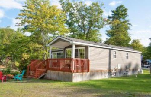 Instalaciones, 2 Bedroom Waterview Cottage Fern Brook 8 in Gravenhurst Instalaciones, 2 Bedroom Waterview Cottage Fern Brook 8 in Gravenhurst