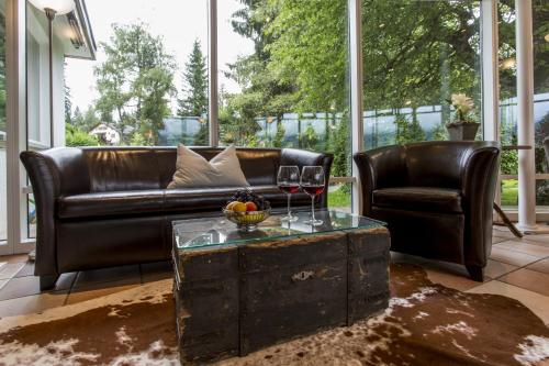Pub/Lounge, Hotel Cresta in Flims Pub/Lounge, Hotel Cresta in Flims