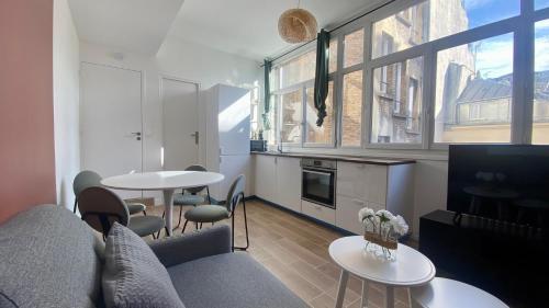Appartement confortable proche Grands Boulevard 4P in Bourget Appartement confortable proche Grands Boulevard 4P in Bourget