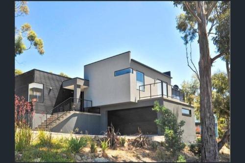 Modern executive house, stunning views over Hobart in Dél-Hobart Modern executive house, stunning views over Hobart in Dél-Hobart