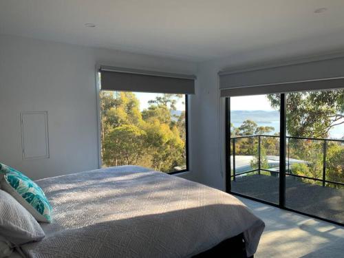 Modern executive house, stunning views over Hobart in Dél-Hobart Modern executive house, stunning views over Hobart in Dél-Hobart
