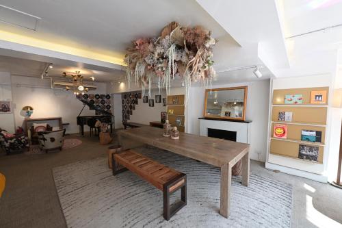 A szálláshely kívülről, Mini Central in Hongkong A szálláshely kívülről, Mini Central in Hongkong