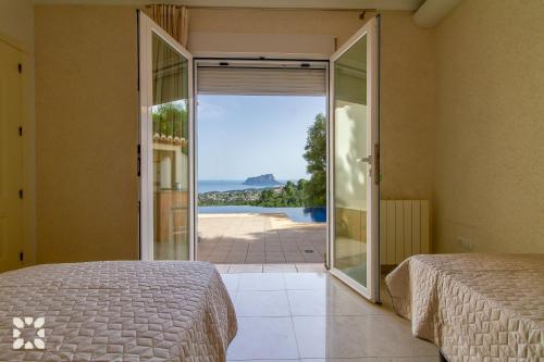 Villa Treveris by Abahana Villas