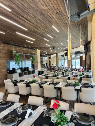 Restaurant, Scappa Resort in Ajaltoun Restaurant, Scappa Resort in Ajaltoun