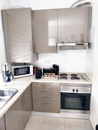 ห้องครัว, Cozy studio in Quinta do Anjo 48 m² with shared sauna in กิงตา โด อังโช ห้องครัว, Cozy studio in Quinta do Anjo 48 m² with shared sauna in กิงตา โด อังโช