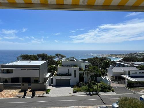 Camps Bay 2 Bed Sea Grand View