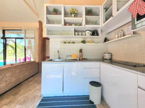 Kitchen, ฺBuena Vista Pool Villa Hua Hin (บ้านพักหัวหิน) in Bor Fai Kitchen, ฺBuena Vista Pool Villa Hua Hin (บ้านพักหัวหิน) in Bor Fai