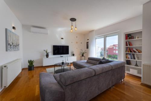 Apartment Makai with a Rooftop Terrace in 加廸納 Apartment Makai with a Rooftop Terrace in 加廸納