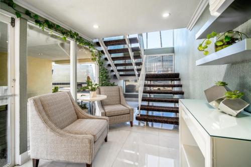 Empfangshalle, Little Inn By The Bay Newport Beach Hotel in Newport Beach (CA) Empfangshalle, Little Inn By The Bay Newport Beach Hotel in Newport Beach (CA)