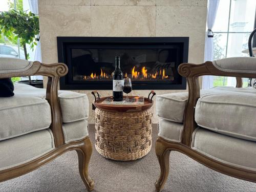 Wake Up to Stunning Views - Luxury Country Escape by Scotch Hill Truffle Farm in เนียริมใต้ Wake Up to Stunning Views - Luxury Country Escape by Scotch Hill Truffle Farm in เนียริมใต้