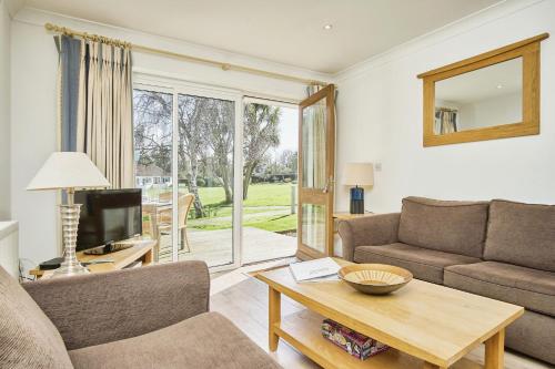 Exterior view, Cape 8 in Freshwater North Exterior view, Cape 8 in Freshwater North