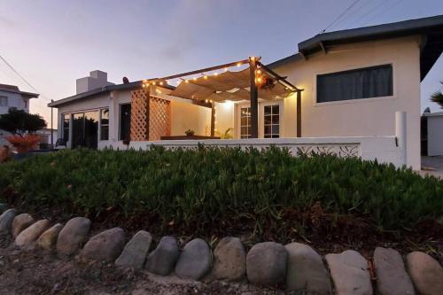 CASA SURF - BEACHFRONT LIVING in Playa Hermosa CASA SURF - BEACHFRONT LIVING in Playa Hermosa