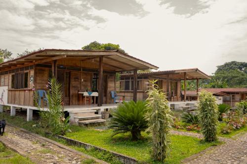 Cabañas Anzu (Cabanas Anzu) in Puyo Cabañas Anzu (Cabanas Anzu) in Puyo