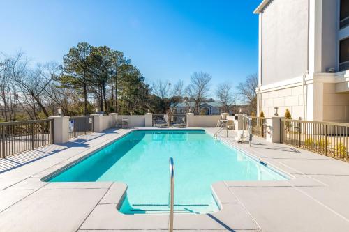 مسبح, Holiday Inn Express Atlanta West - Theme Park By IHG in ليثيا سبرنج مسبح, Holiday Inn Express Atlanta West - Theme Park By IHG in ليثيا سبرنج