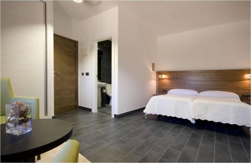 Posada Real Convento San Francisco in Santo Domingo De Silos Posada Real Convento San Francisco in Santo Domingo De Silos