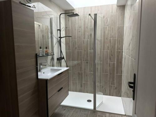 La Verdière (La Verdiere) in Fresney-Le-Vieux La Verdière (La Verdiere) in Fresney-Le-Vieux