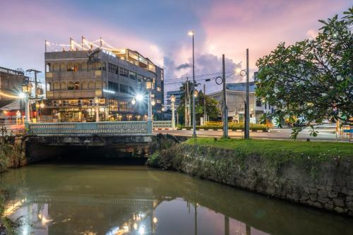 Quip Design Phuket Hotel8