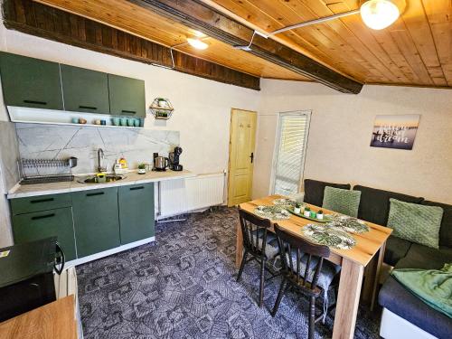 Guest Rooms- KLEPALSKI House in Borovets Guest Rooms- KLEPALSKI House in Borovets