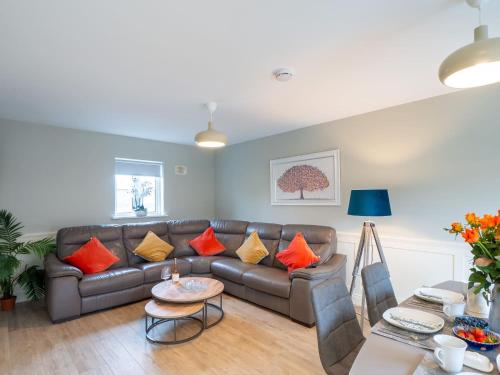 Shared lounge/TV area, E2 Station House in Clifden Shared lounge/TV area, E2 Station House in Clifden