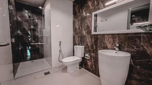 Shower, HOOUD Apartments in Fujairah Shower, HOOUD Apartments in Fujairah
