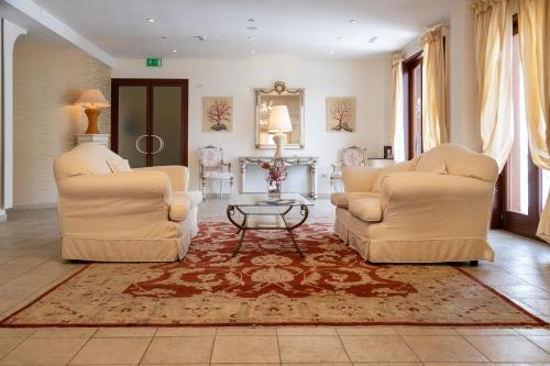 ردهة, Apulia Hotel Baia Dei Faraglioni in ماتيناتا ردهة, Apulia Hotel Baia Dei Faraglioni in ماتيناتا