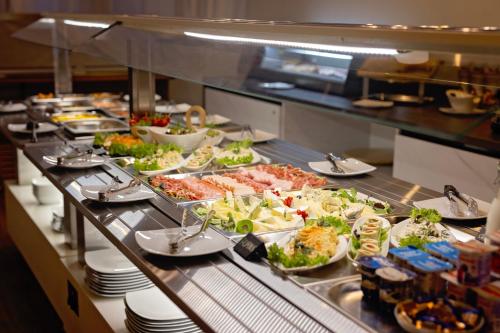 طعام و مشروبات, Opera Hotel in تيميسوارا طعام و مشروبات, Opera Hotel in تيميسوارا