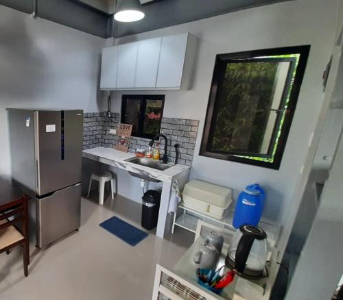 Kitchen, Bleu Saphire Apartments in Los Banos Kitchen, Bleu Saphire Apartments in Los Banos