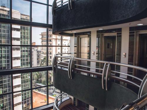 Vista exterior, Manhattan Porto Alegre by Mercure in Porto Alegre City Center Vista exterior, Manhattan Porto Alegre by Mercure in Porto Alegre City Center