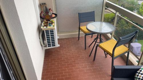 Balcony/terrace, Joli studio vue mer, piscine, Tennis, Parking in Maure Balcony/terrace, Joli studio vue mer, piscine, Tennis, Parking in Maure
