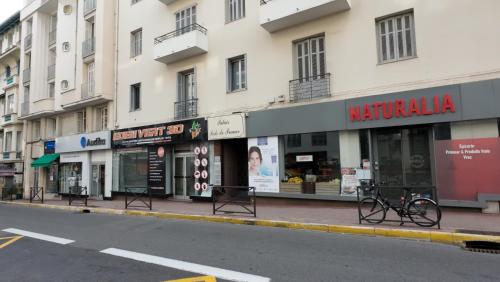 Apartment 52m2 With Air conditionners in Center Antibes