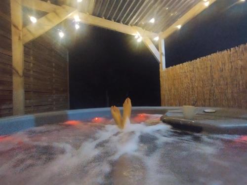 Pezsgőfürdő, Jolie maison au calme et proche mer avec spa en option in Les Pieux Pezsgőfürdő, Jolie maison au calme et proche mer avec spa en option in Les Pieux